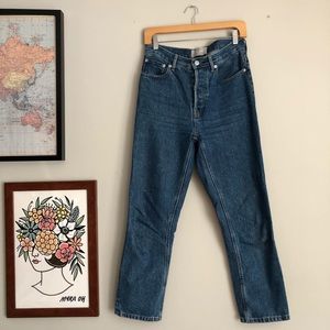 Everlane 90s Cheeky Jean in Medium Blue